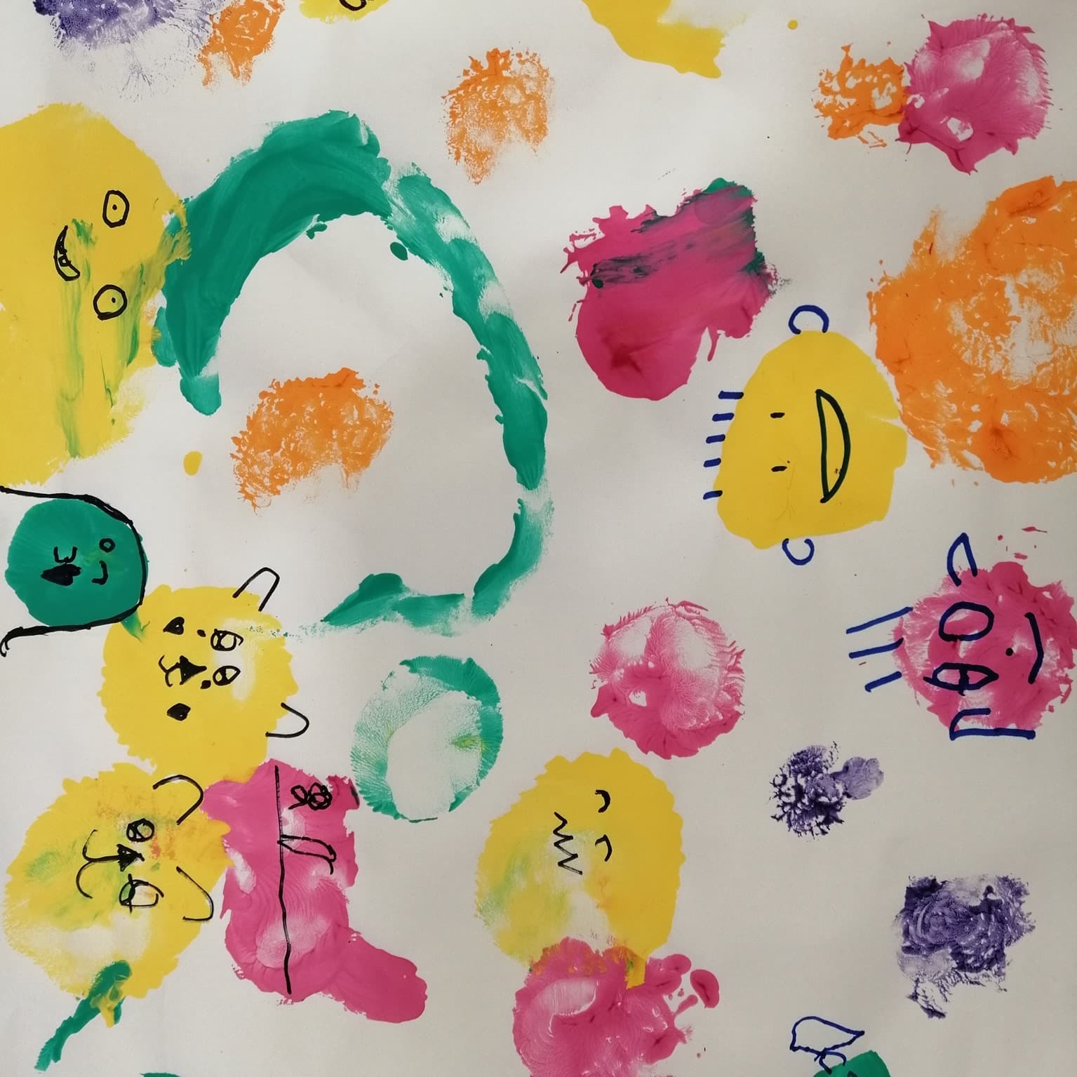 Entérese de nuestras novedades en redes sociales